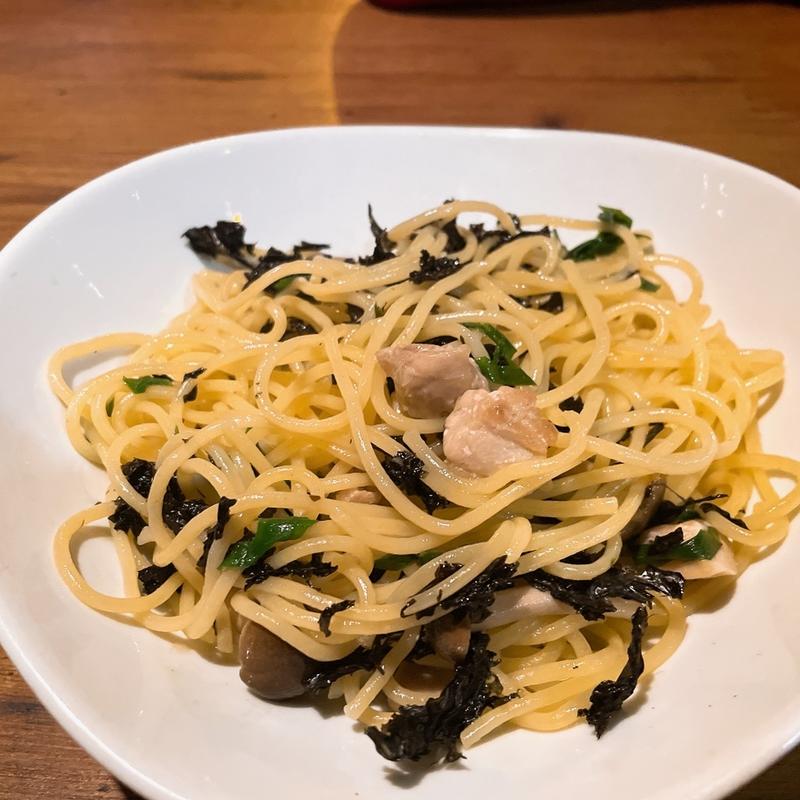 若鶏とキノコの柚子胡椒仕立ての和風ソース(PISOLA 茨木真砂店)