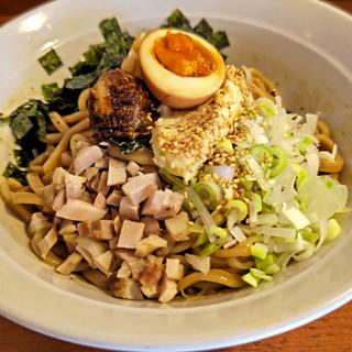ガッツ麺DX(日の出らーめん 大船店)
