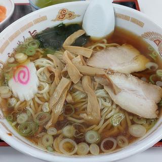 ラーメン(旨一食堂 （うまいちしょくどう）)