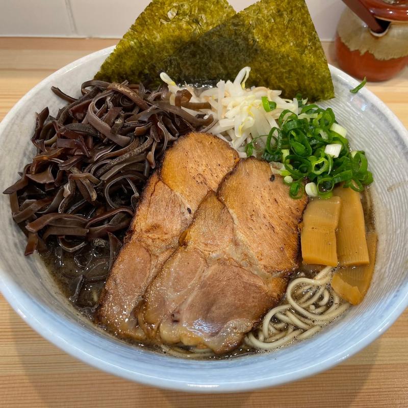 ラーメン大盛りキクラゲ増し(麺屋 Dou楽)