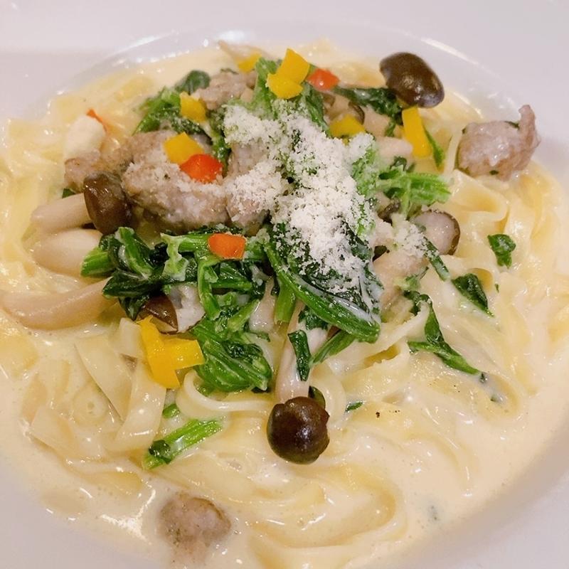 サルシッチャときのこ・ほうれん草のクリームソース(ジョリーパスタ 庚午店 )