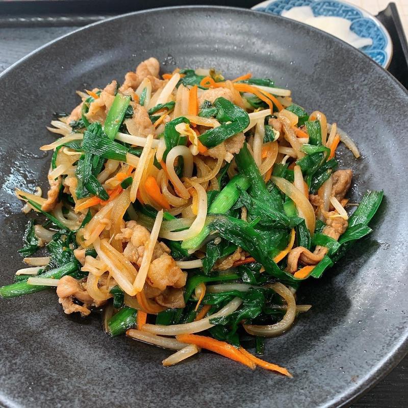 ニラ肉炒め(うんの食堂 )