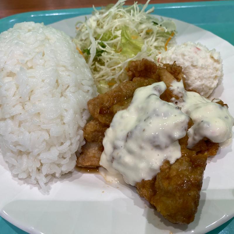 チキン南蛮プレート(𝐐𝐔𝐀𝐒İ𝐒 𝐁𝐔𝐑𝐆𝐄𝐑)