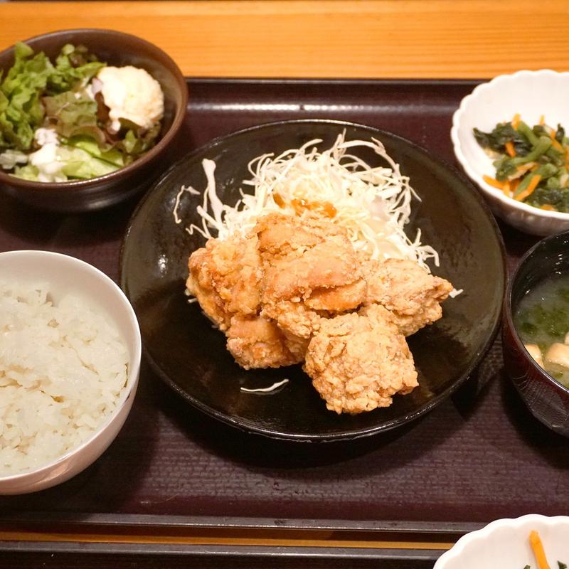 うまだし唐揚げ定食(博多もつ鍋やまや 博多店)