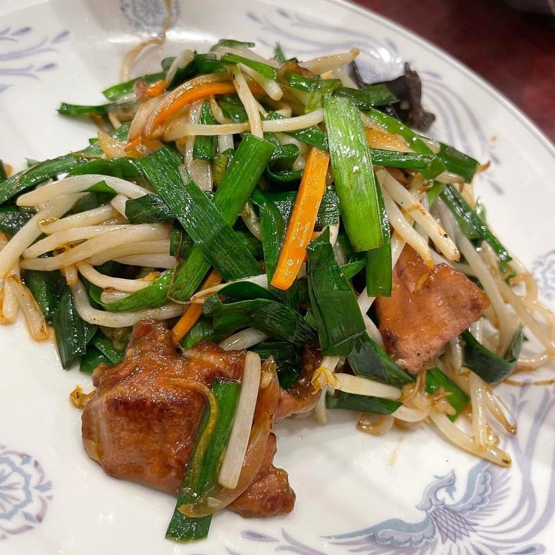 ニラレバ炒め(中華飯店 一番)