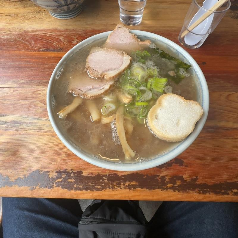 チャーシューラーメン 大盛(長寿軒 （ちょうじゅけん）)