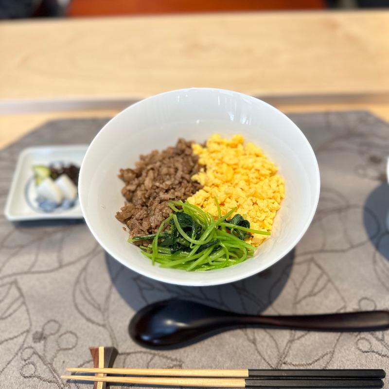 近江牛そぼろ丼(すき焼き 一葉（ひとは）)