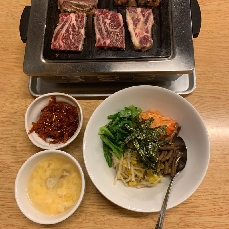 骨付きカルビ(美星屋)