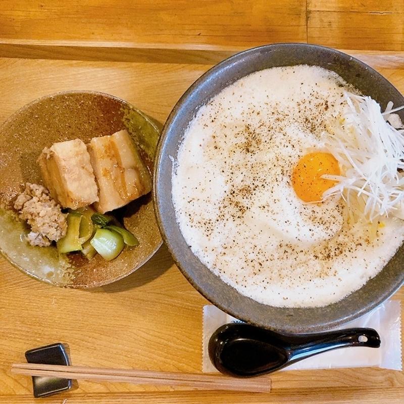 とんこつカルボナーラーメン(スペインバル GA(かくれが))