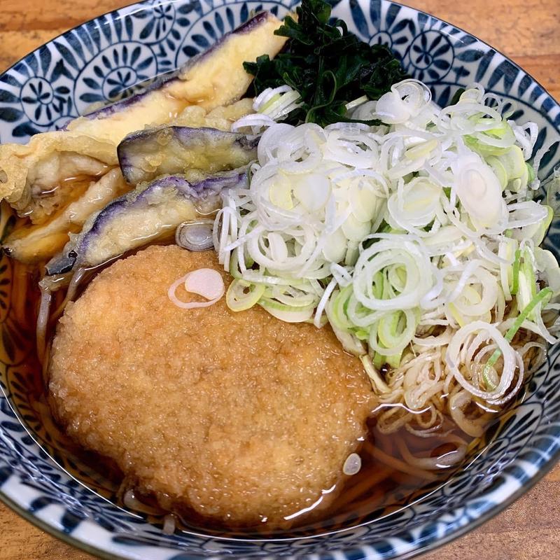 なす天そば コロッケ(立喰いそば・うどん マキオカ)