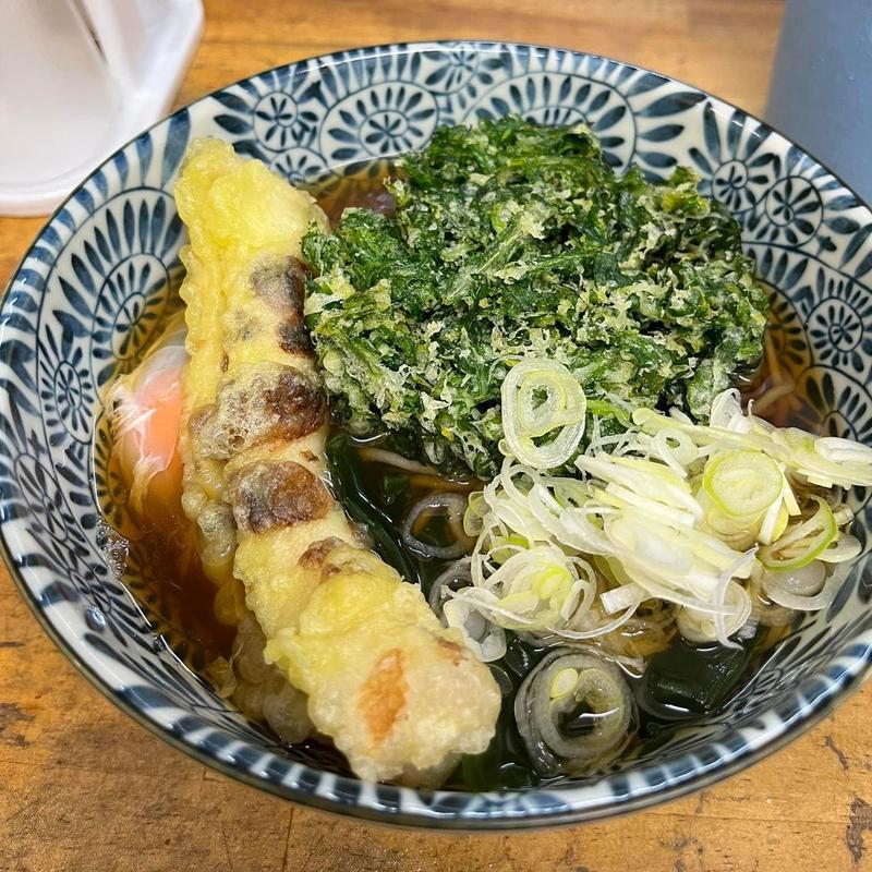 春菊そば ちくわ天 卵(立喰いそば・うどん マキオカ)