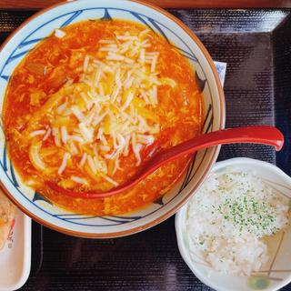 トマトカレーチーズうどん(丸亀製麺 神田小川町 )