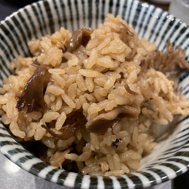 黒舞茸の炊き込みご飯(鈴亭 （リンテイ）)