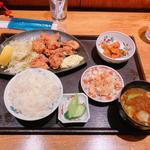 唐揚げ定食(串揚げ NANAYA銀座)