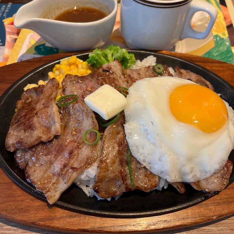 鉄板ビーフオンザライス➕スープバー(ココス 田無店)