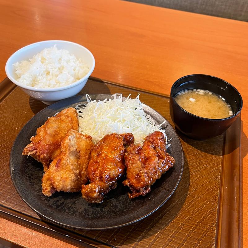 暴れん坊甘辛醤油合盛り定食(から好し 枚方堂山店)