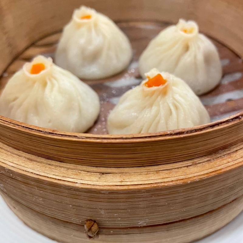 帆立入り上海小籠包　4個(上海小籠包 厨房 阿杏 日比谷OKUROJI店)