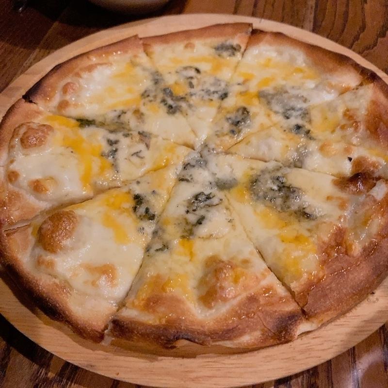 クアトロフォルマッジ(ツリー アンド エレファント （TREE&ELEPHANT）)