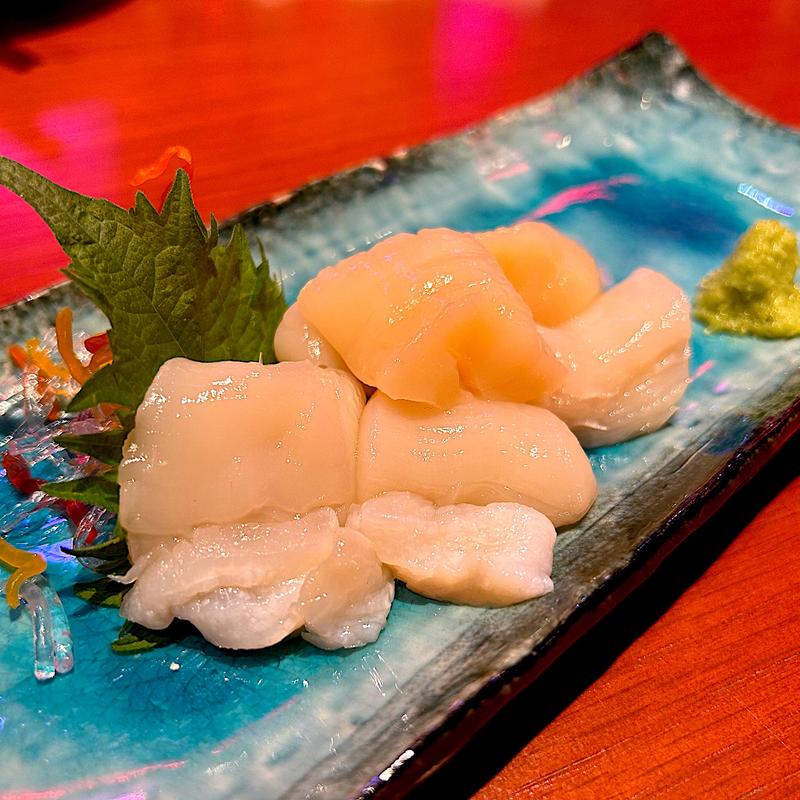 ホタテ貝柱刺(津軽三味線 ねぶた魂)