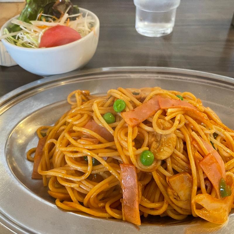 枝名物　昔ながらのナポリタン(洋風食堂 枝)