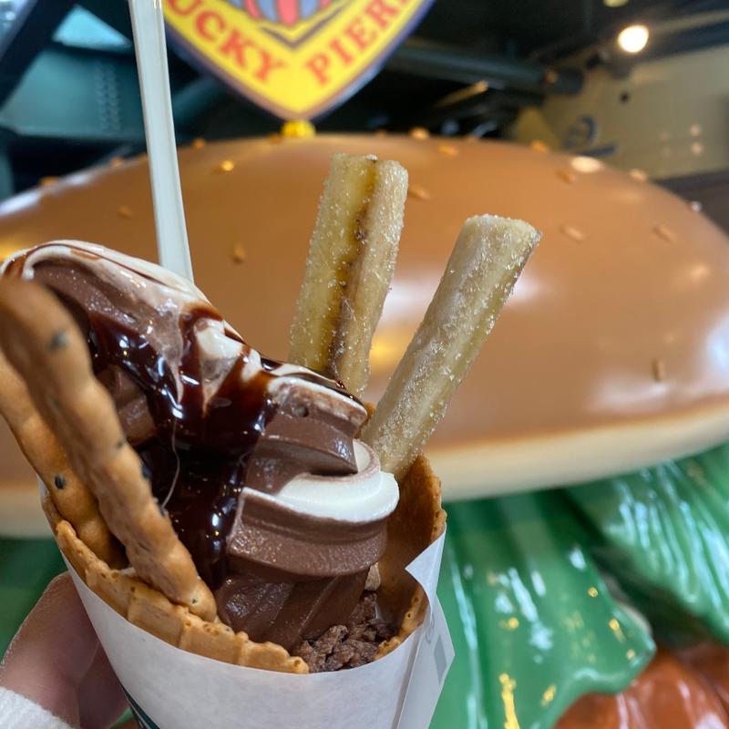 バナナチョコシルク(ラッキーピエロ ベイエリア本店)