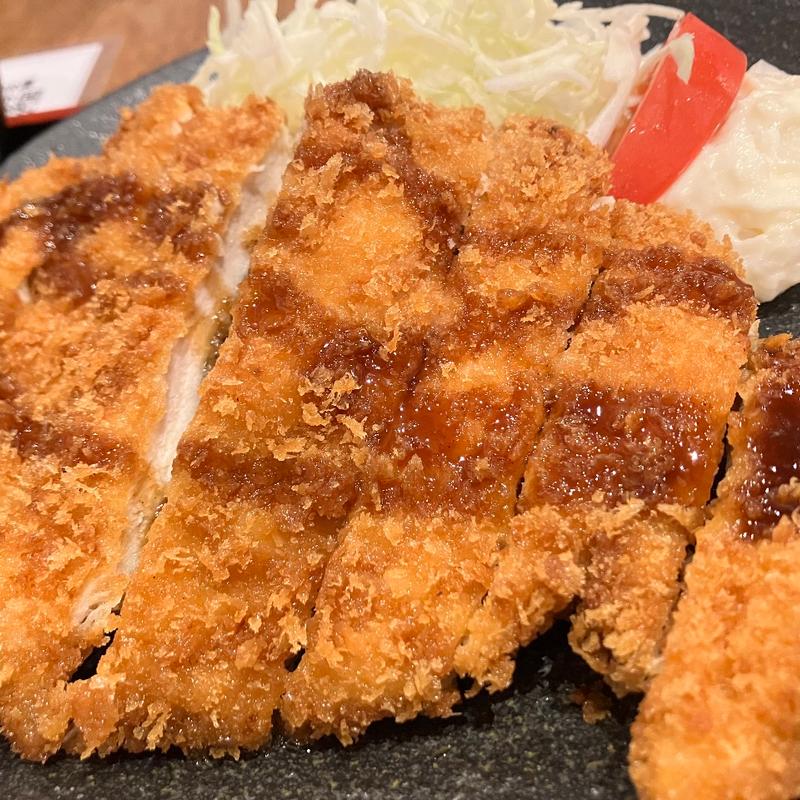 ジャンボチキンカツ定食(でんがな 浜松町ハマサイト店)