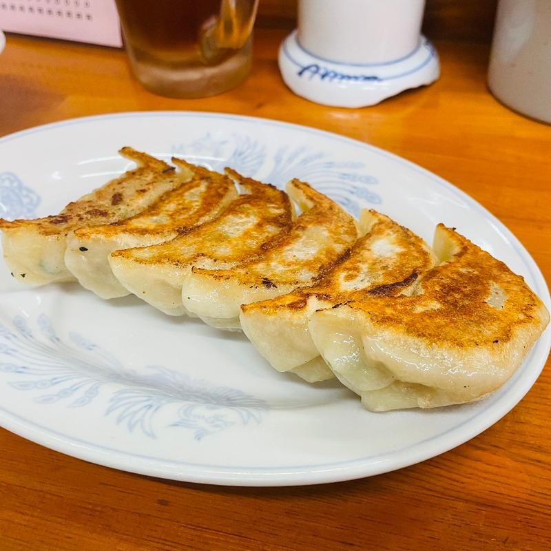 ギョーザ(春美食堂 東支店)