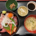 海鮮丼