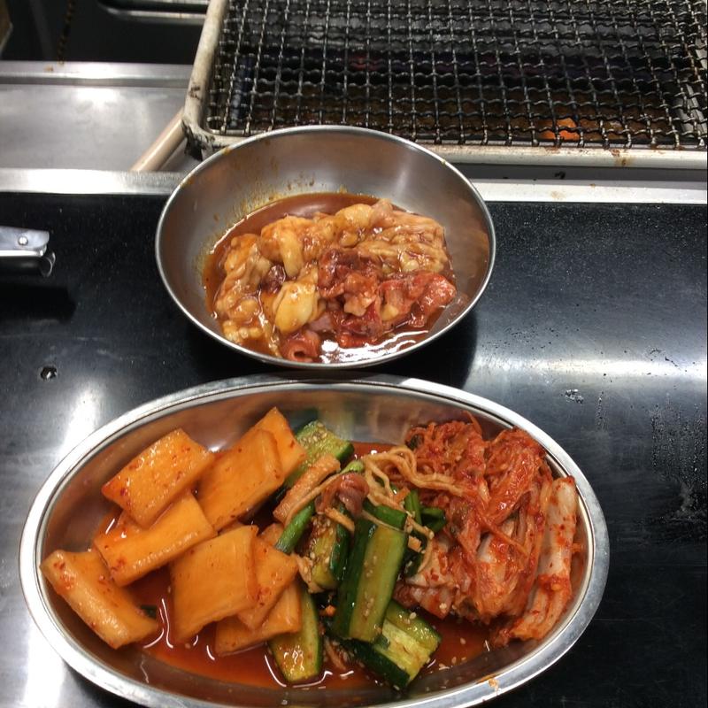 ホルモン盛り合わせ(焼肉ホルモン 空 鶴橋本店)