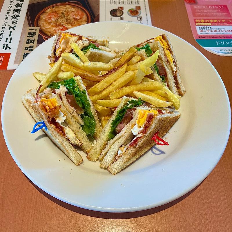 満足セット(アメリカンクラブハウスサンド)(デニーズ 一宮朝日店 )