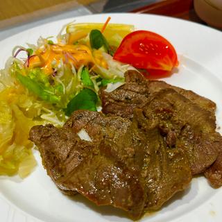 牛たん焼き定食(カレーショップ C&Cダイニング)