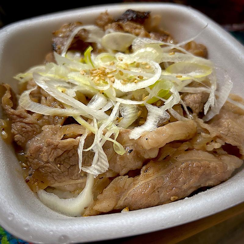 ねぎ塩牛カルビ丼(並)(吉野家 仙台河原町店 )