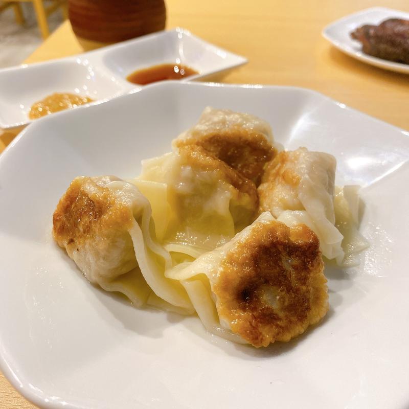 よつば餃子(餃子専門店よつば)