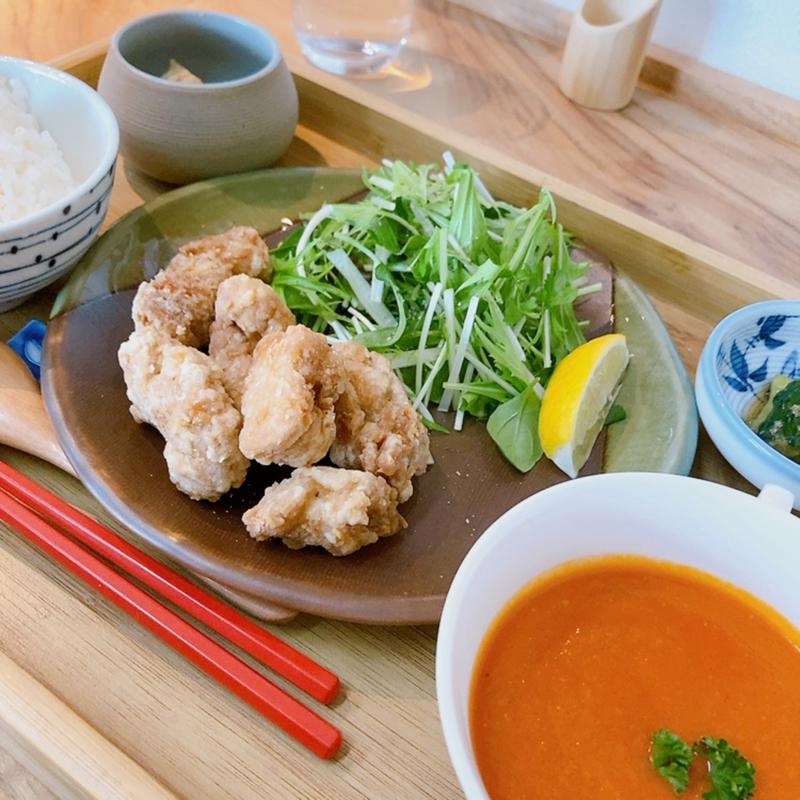 大豆ミートの唐揚げ定食(makicom shop シマカラ食堂)