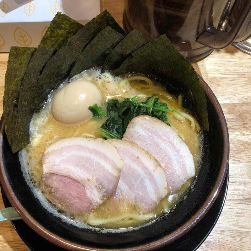 MAXラーメン(横浜家系ラーメン 龍神家)