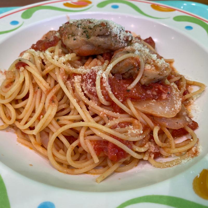 チキンとチーズトマトパスタ(𝐐𝐔𝐀𝐒İ𝐒 𝐁𝐔𝐑𝐆𝐄𝐑)