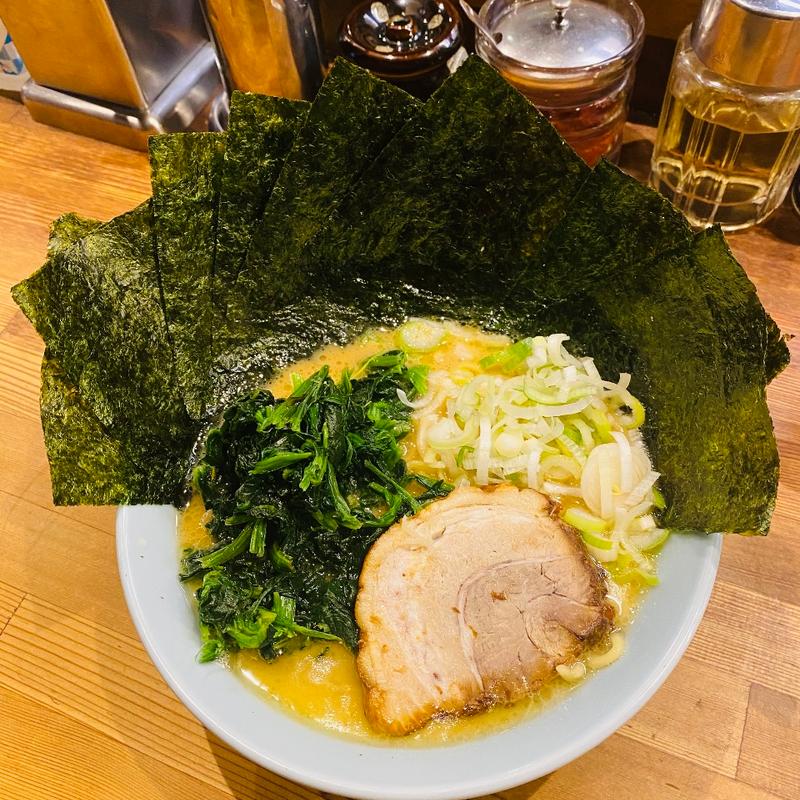 ラーメン(鶴一家 )