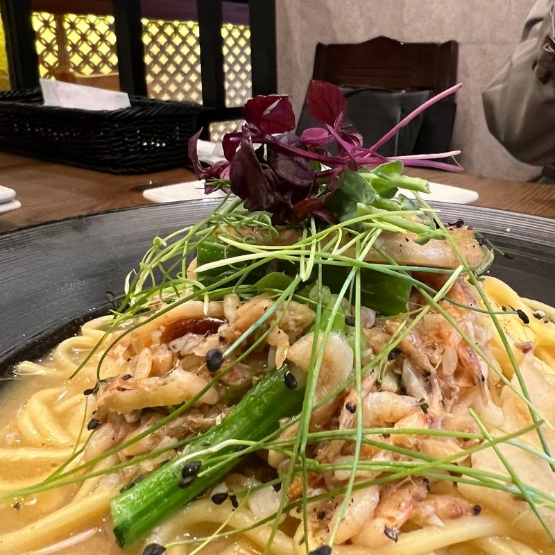 桜海老と春野菜のペペロンチーノ(ラバサラ カフェアンドグリル 浅草店 （LaVASARA CAFE&GRILL）)