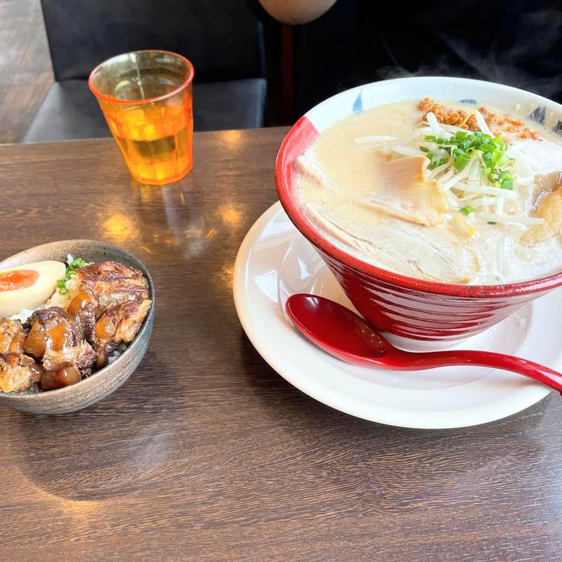 豚みそらーめん パイカ丼(麺縁ジョウモン)