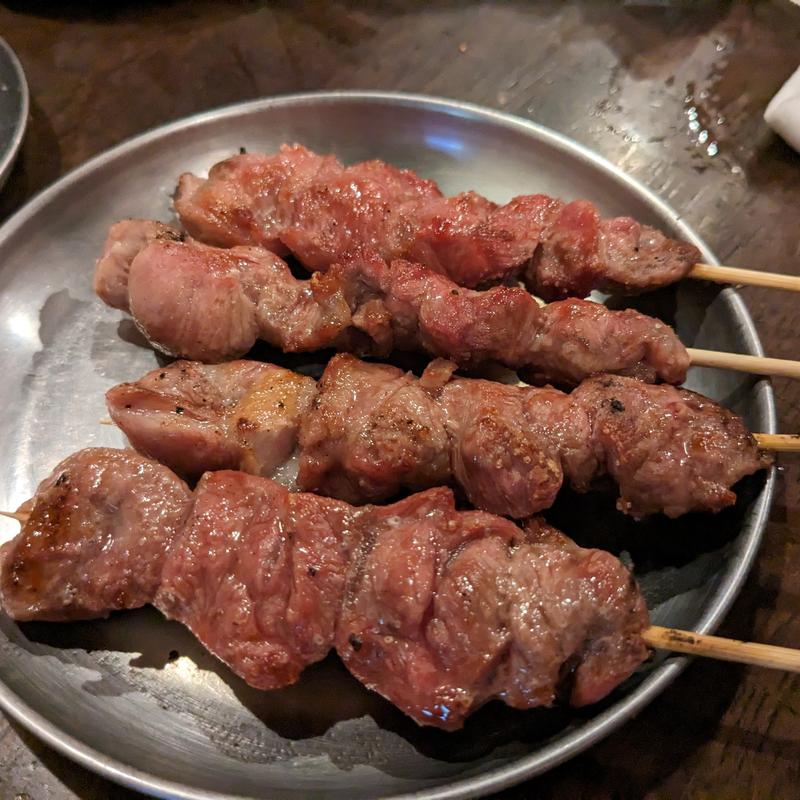 カシラ(焼とん あかし )