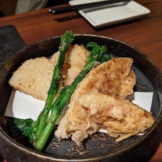 竹の子と菜の花の唐揚げ(肉バル&魚バル ミスターハッピー 神保町店)