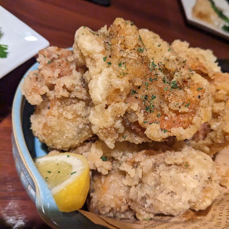 若鶏のうましお唐揚げ(肉バル&魚バル ミスターハッピー 神保町店)