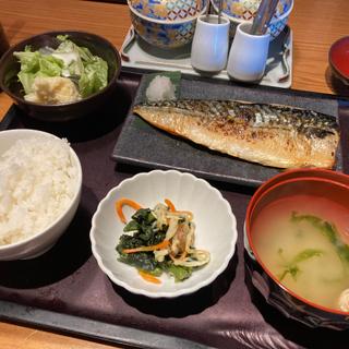 焼き魚定食(博多もつ鍋やまや 飯田橋サクラテラス店)