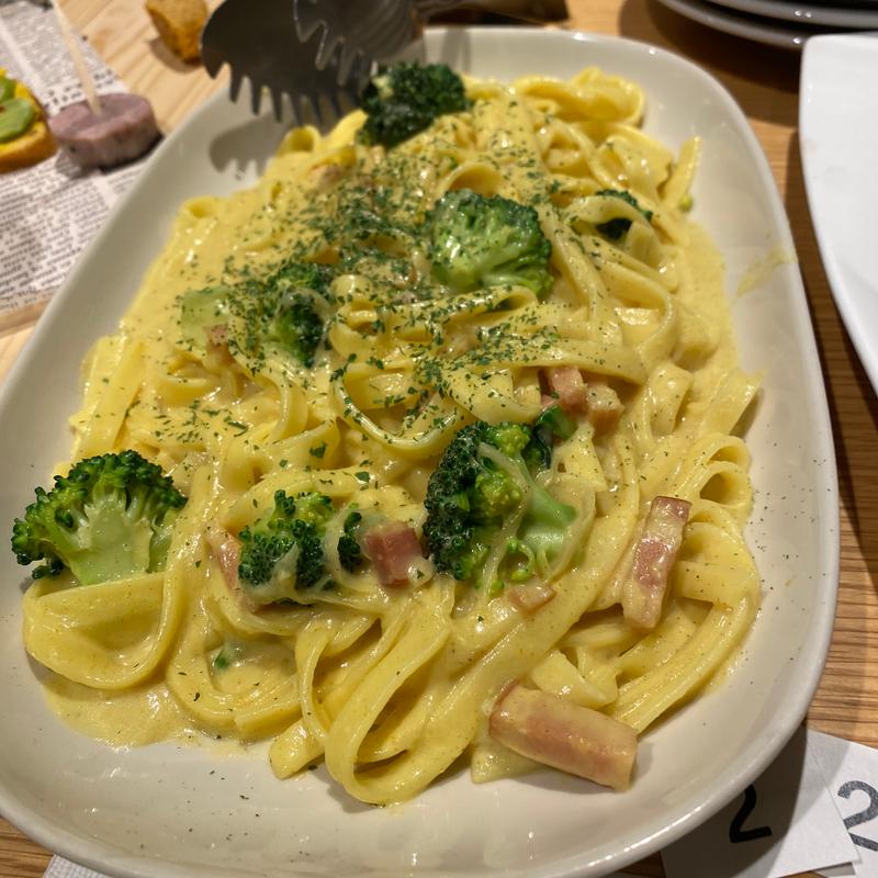 カレーパスタ(イトリー・イト （Itri Ito）)