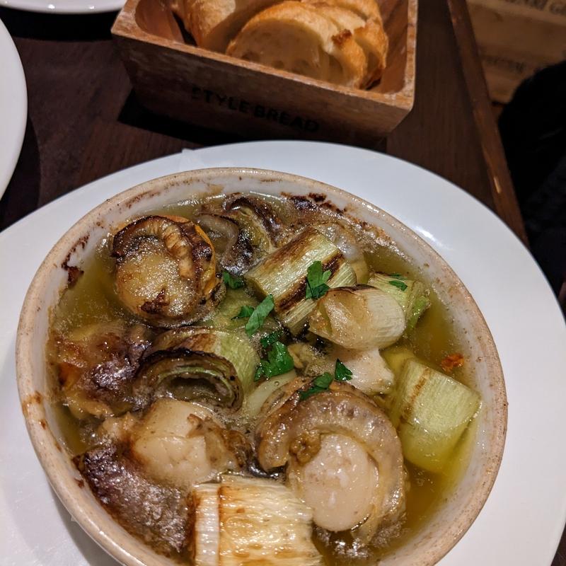 アヒージョ（ホタテと長葱）(ベットラサンバル)