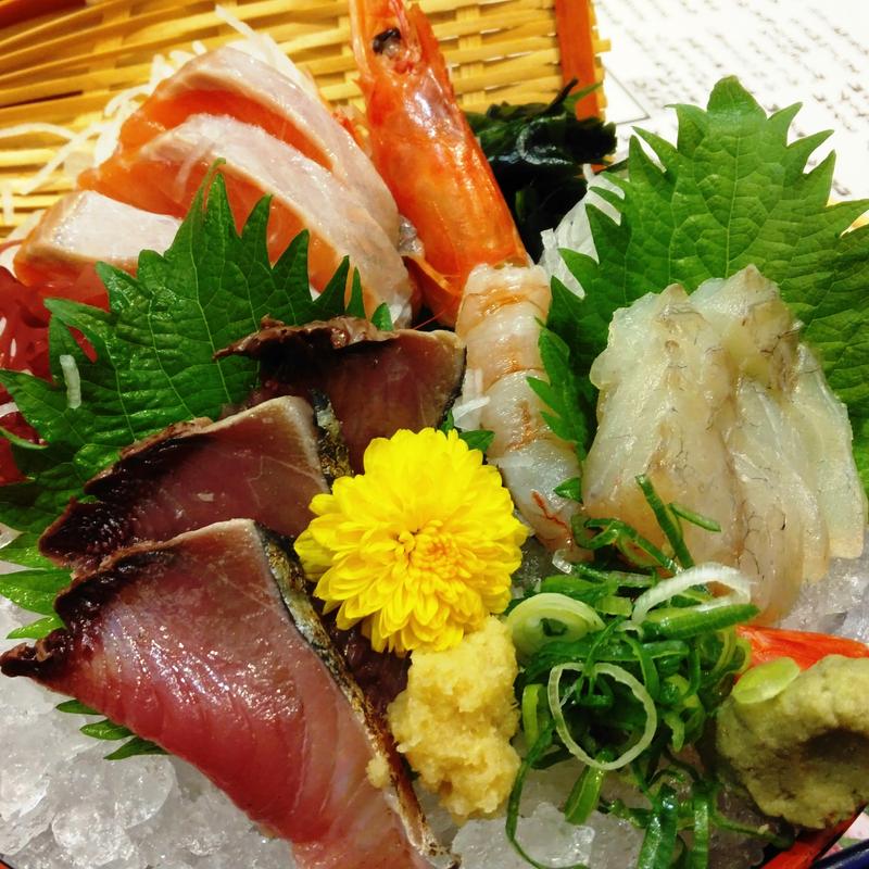 お刺身盛り合わせ（1人前）(霧笛屋 KITTEグランシェ店)