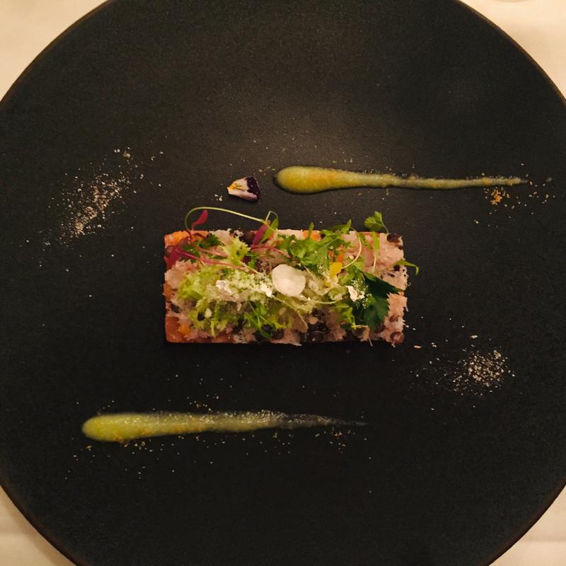 大人の海鮮ケーキ(デ アドミラル )