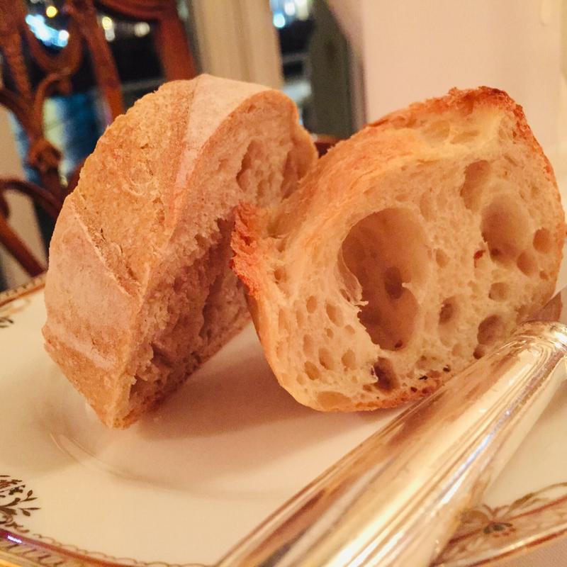 ライ麦カンパーニュとブール(デ アドミラル )