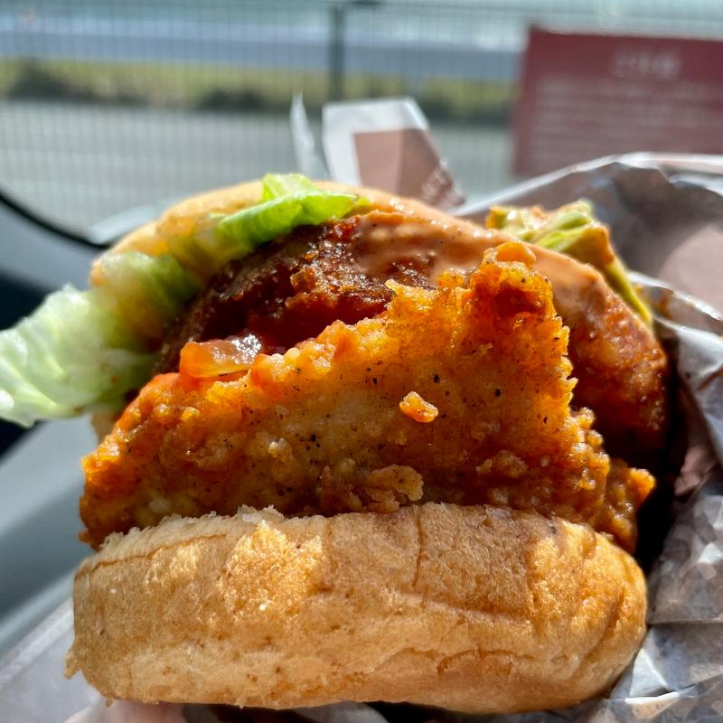 カリホクハッシュのフィレバーガー 辛口(ケンタッキーフライドチキン船橋芝山店)