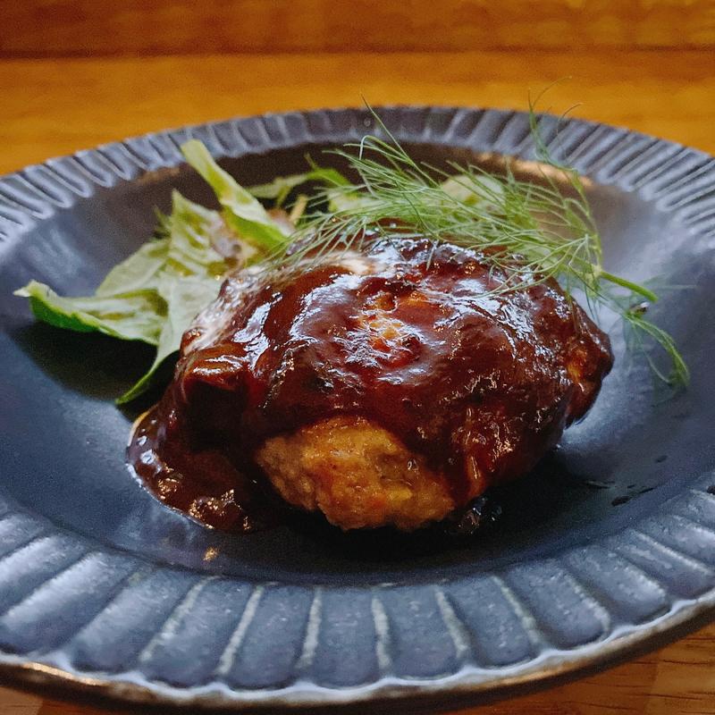 ハンバーグ師匠(dining bar orangutan)